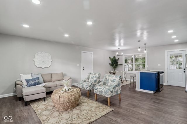 6508 Meadowlark Drive, Indianapolis, IN 46226