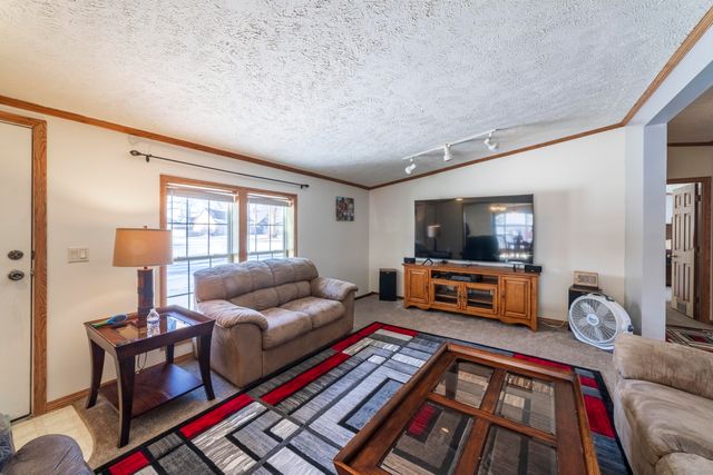 409 W South Street, Hebron, IN 46341