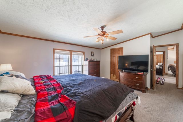 409 W South Street, Hebron, IN 46341