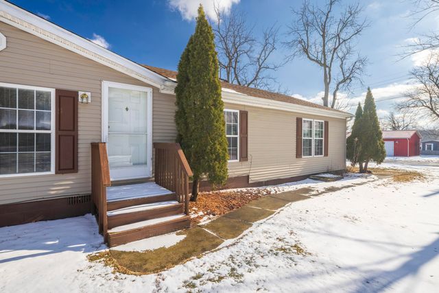 409 W South Street, Hebron, IN 46341