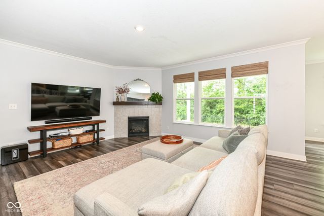 10436 Grimshaw Drive, Fishers, IN 46040