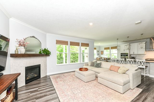 10436 Grimshaw Drive, Fishers, IN 46040