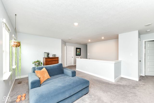 10436 Grimshaw Drive, Fishers, IN 46040