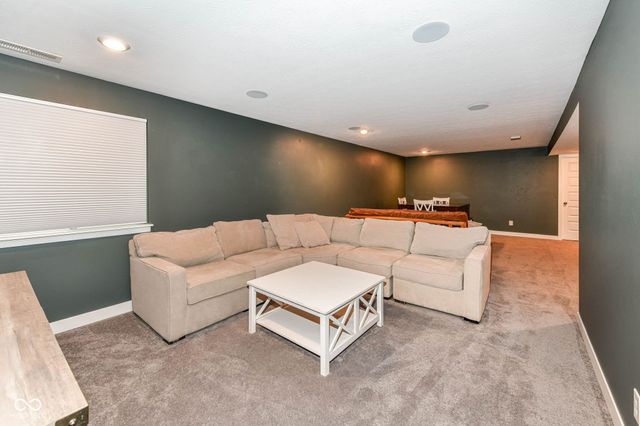 10436 Grimshaw Drive, Fishers, IN 46040