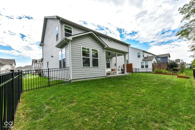 10436 Grimshaw Drive, Fishers, IN 46040