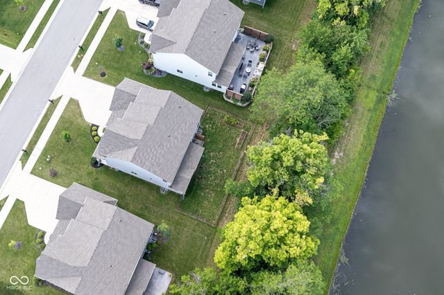 10436 Grimshaw Drive, Fishers, IN 46040