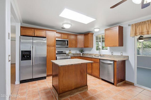 2812 W Calle Ocio, Tucson, AZ 85741