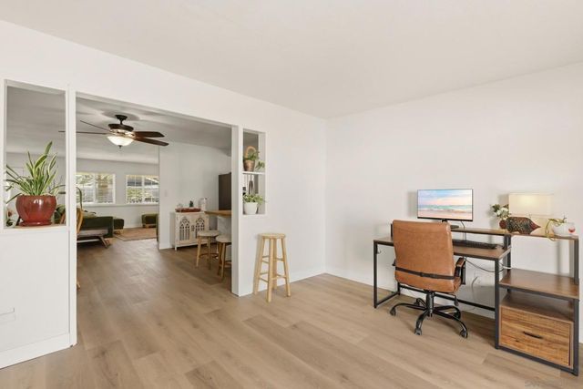 1949 Clover Way, Escondido, CA 92026