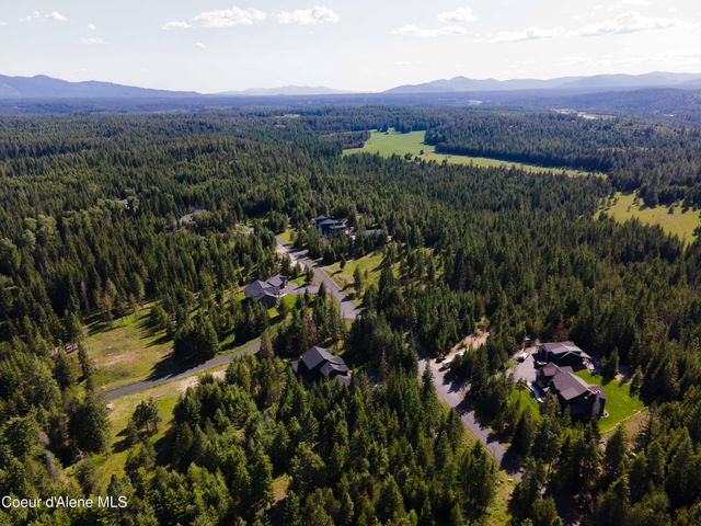 287 Mesa Dr, Athol, ID 83801
