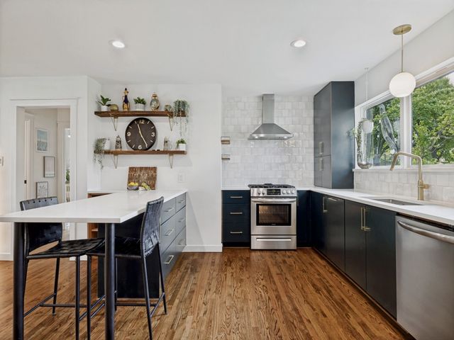 2236 Hartline Drive, Dallas, TX 75228