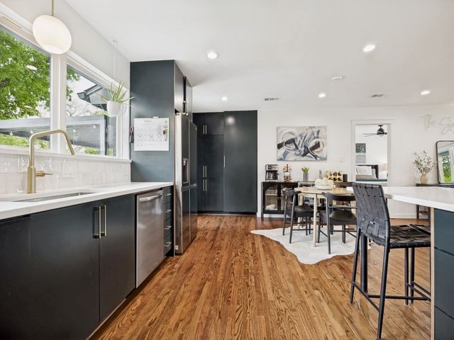 2236 Hartline Drive, Dallas, TX 75228