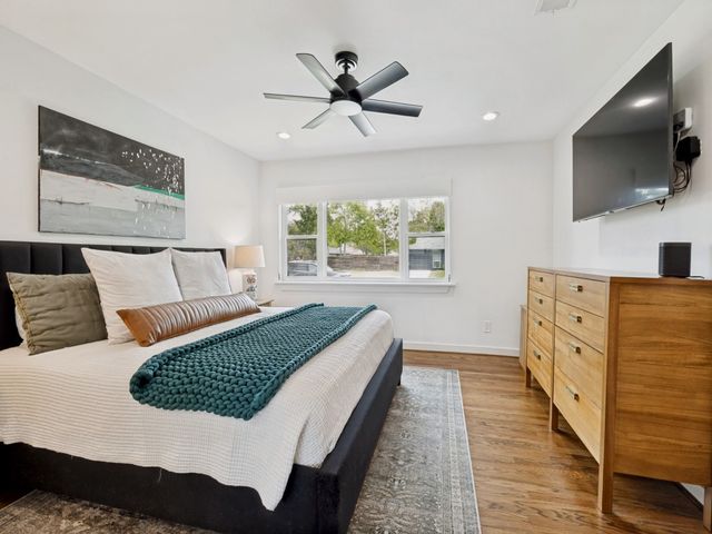 2236 Hartline Drive, Dallas, TX 75228