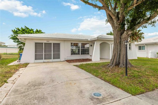 4001 CHINABERRY ROAD, Bradenton, FL 34208