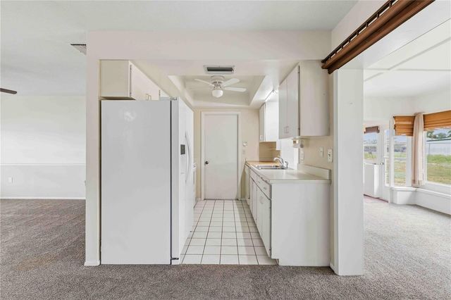 4001 CHINABERRY ROAD, Bradenton, FL 34208