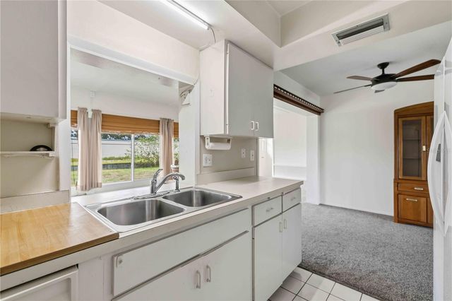 4001 CHINABERRY ROAD, Bradenton, FL 34208