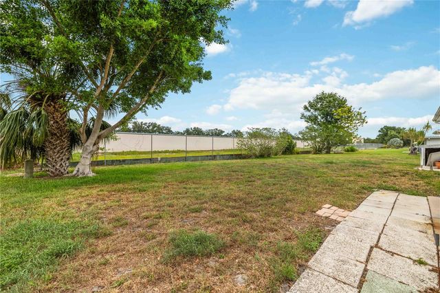 4001 CHINABERRY ROAD, Bradenton, FL 34208