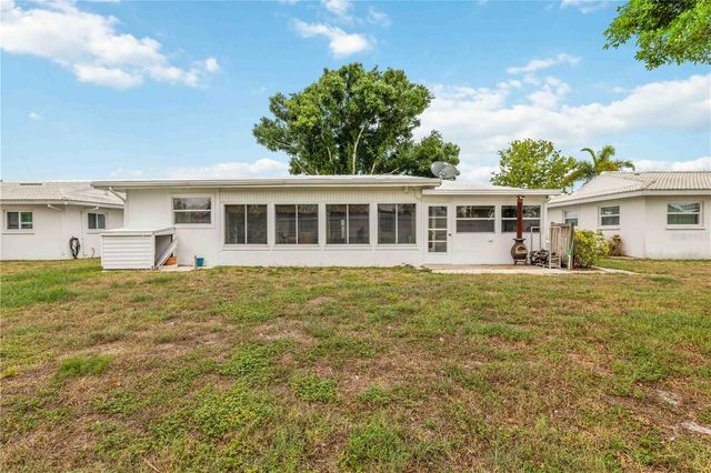 4001 CHINABERRY ROAD, Bradenton, FL 34208