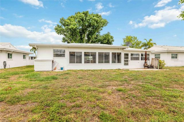4001 CHINABERRY ROAD, Bradenton, FL 34208