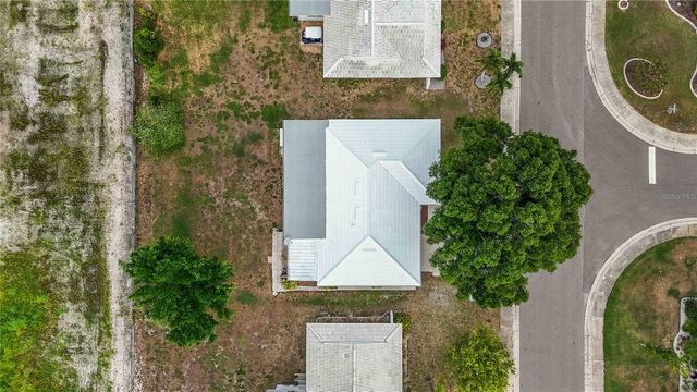 4001 CHINABERRY ROAD, Bradenton, FL 34208
