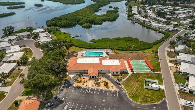 4001 CHINABERRY ROAD, Bradenton, FL 34208