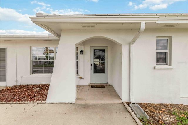 4001 CHINABERRY ROAD, Bradenton, FL 34208