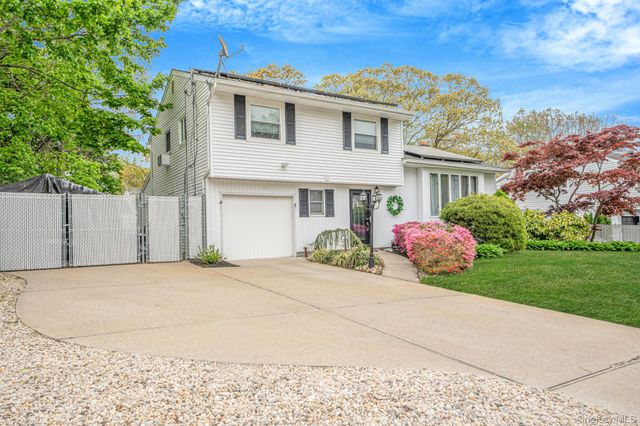131 Ruland Road, Selden, NY 11784