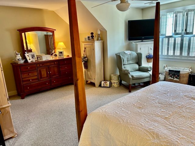 30 Wynnfield Circle 30, Southwick, MA 01077