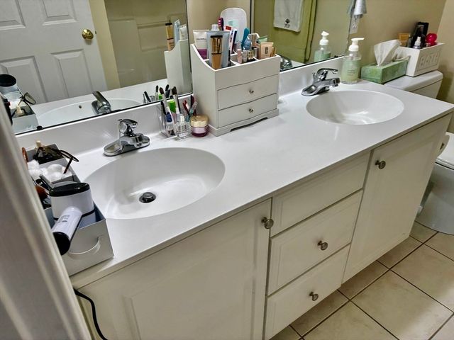 30 Wynnfield Circle 30, Southwick, MA 01077