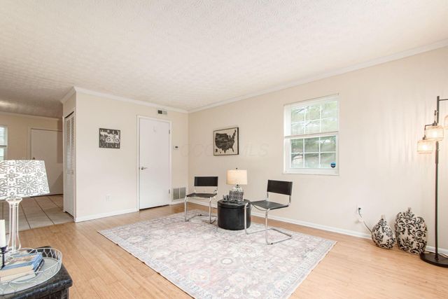 3027 Sunset Drive, Columbus, OH 43202