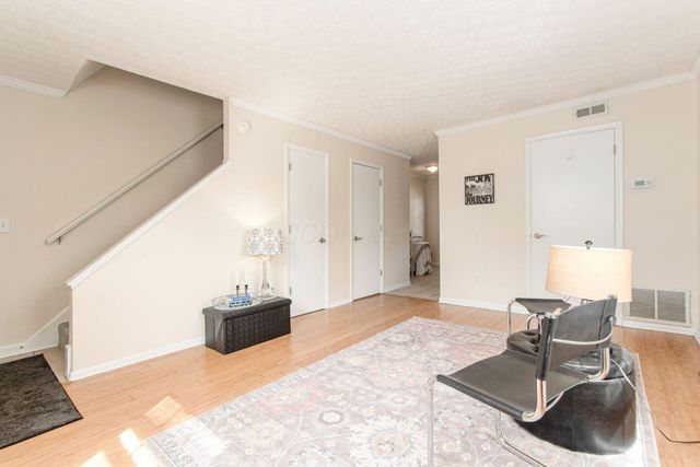 3027 Sunset Drive, Columbus, OH 43202