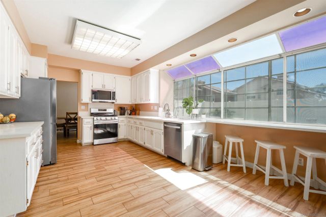 40976 Cardinal Flower Dr., Murrieta, CA 92562