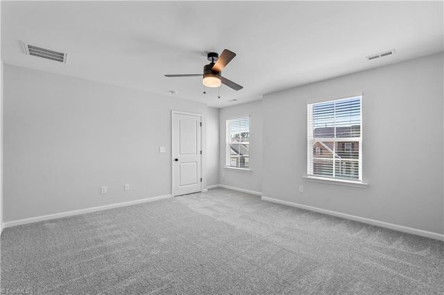 7567 Buckhaven Forest Drive, Kernersville, NC 27284