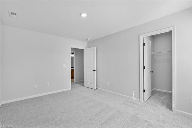 7567 Buckhaven Forest Drive, Kernersville, NC 27284