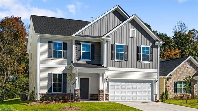 7567 Buckhaven Forest Drive, Kernersville, NC 27284