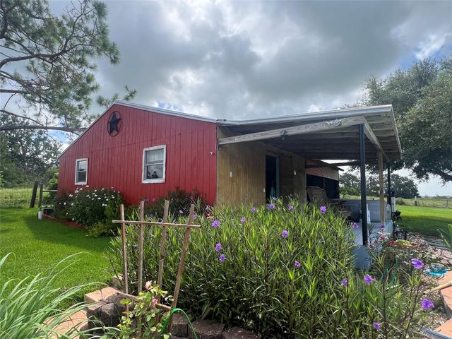 2144 Wendt Road, Bellville, TX 77418