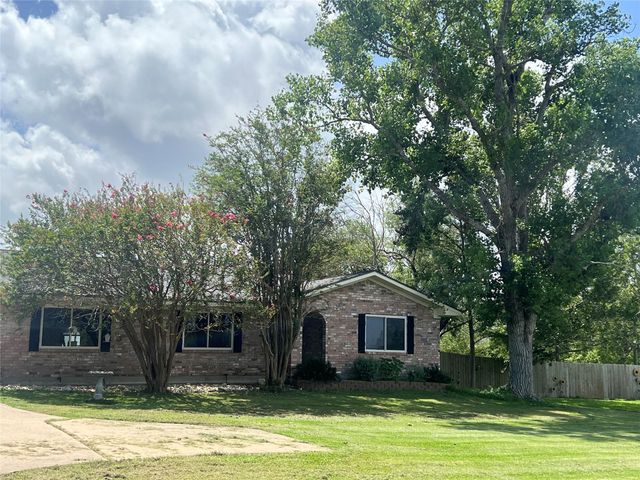 2144 Wendt Road, Bellville, TX 77418