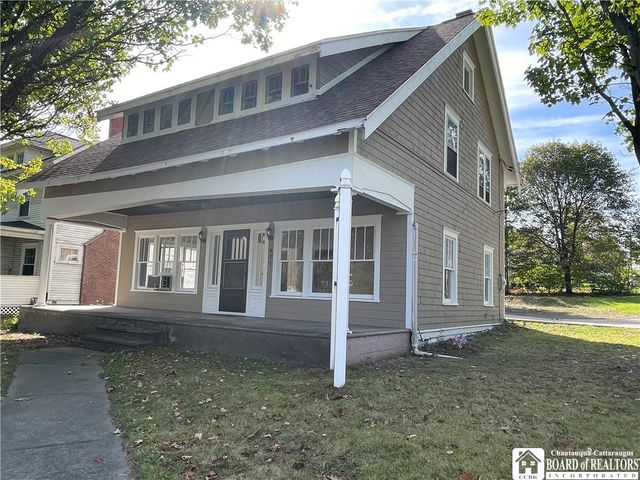 471 Fairmount Avenue, Ellicott, NY 14701