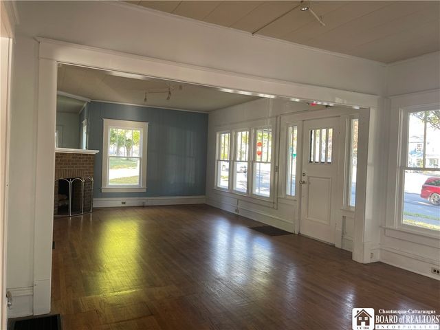 471 Fairmount Avenue, Ellicott, NY 14701