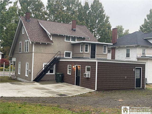 471 Fairmount Avenue, Ellicott, NY 14701