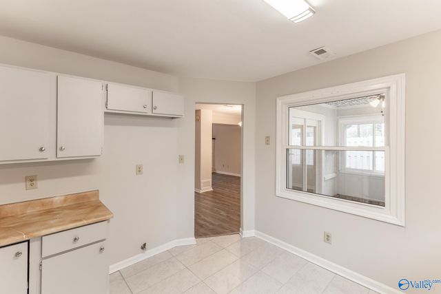 401 Hobbs Road, Huntsville, AL 35803