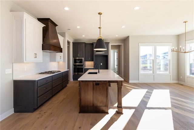 18504 Windsor Street, Overland Park, KS 66085