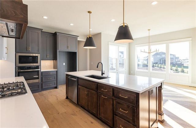 18504 Windsor Street, Overland Park, KS 66085