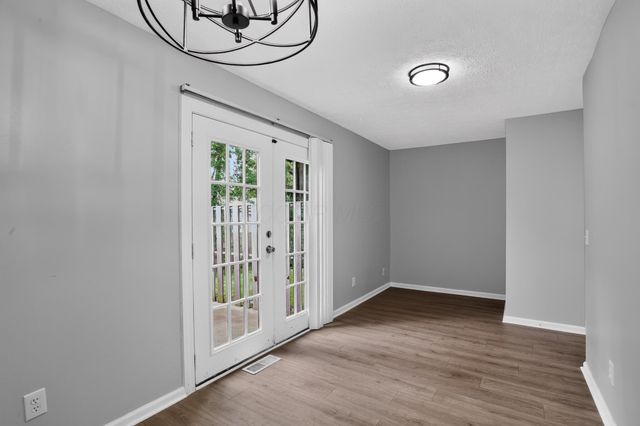 6074 Lepage Court, Columbus, OH 43229
