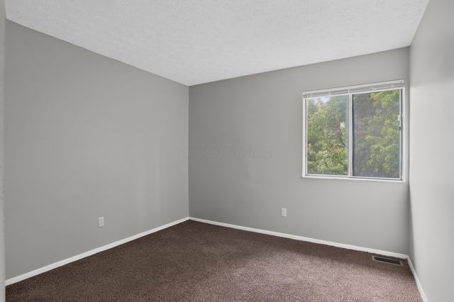 6074 Lepage Court, Columbus, OH 43229