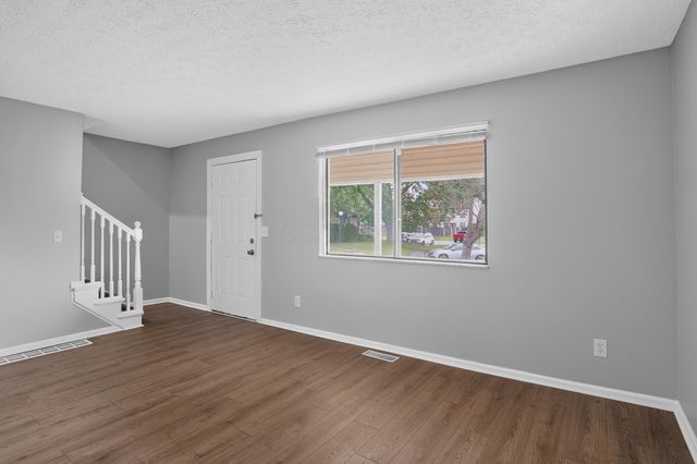 6074 Lepage Court, Columbus, OH 43229