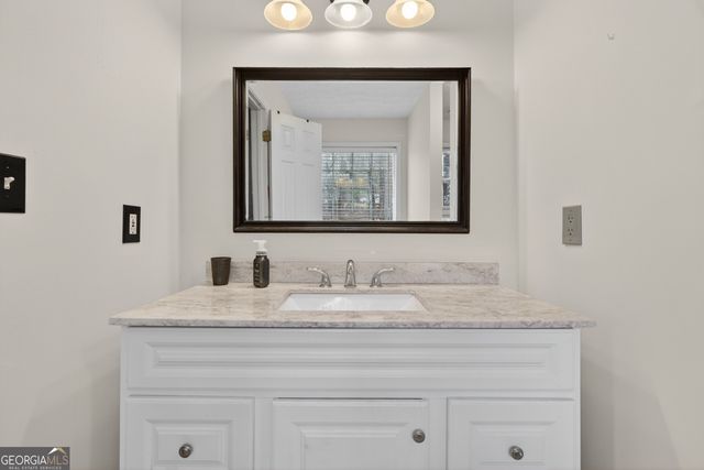 701 Muirfield Drive, Winder, GA 30680