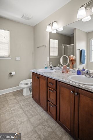 1202 Cypress Fall Circle, Hinesville, GA 31313