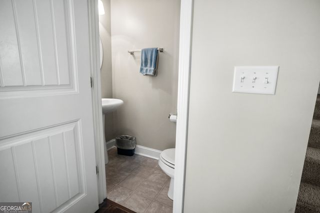 1202 Cypress Fall Circle, Hinesville, GA 31313