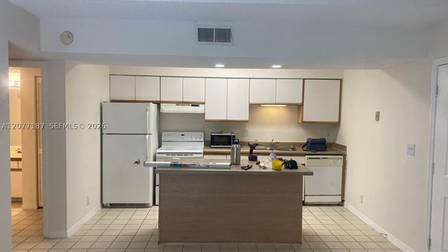 3985 W Mcnab Rd A312, Pompano Beach, FL 33069