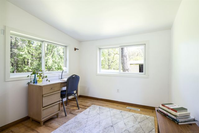 1516 11 Mile NE Road, Algoma Twp, MI 49321